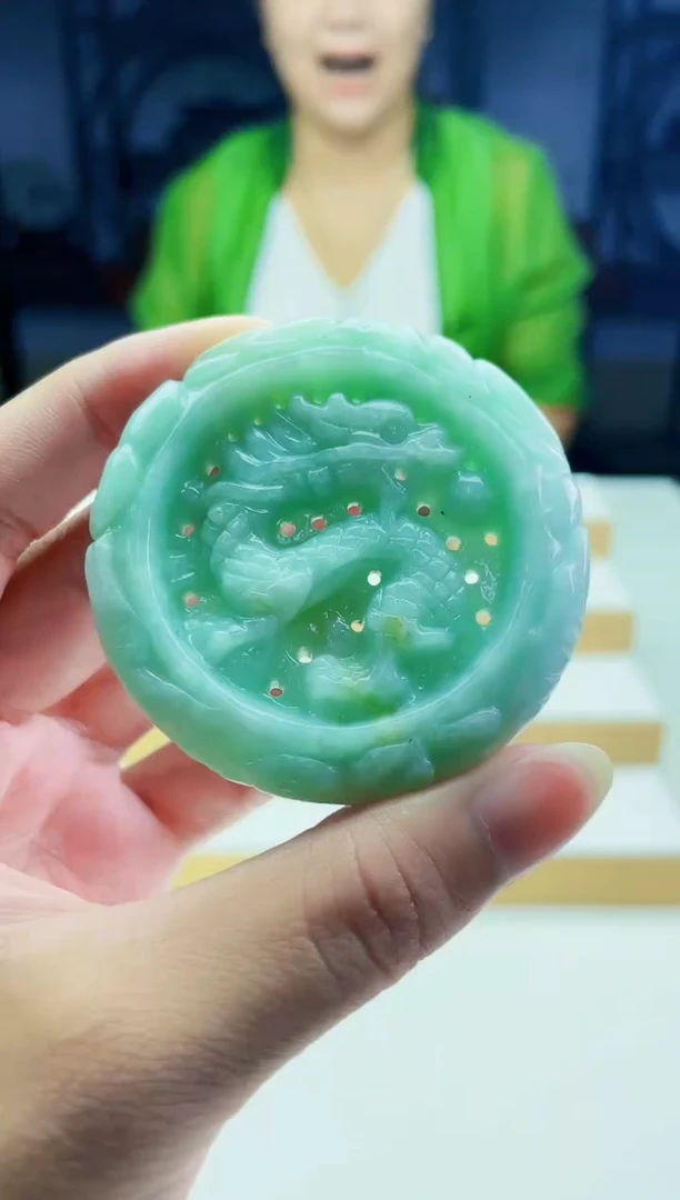 颈饰未镶嵌翡翠10040297