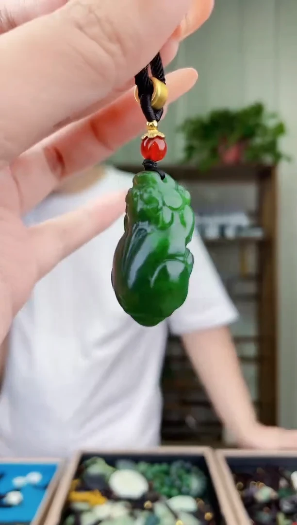 未镶嵌和田玉挂件拍一发一，多样性发货！
