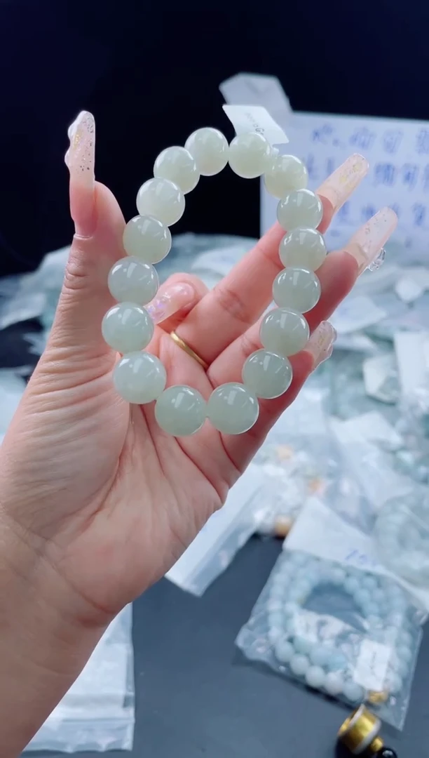 未镶嵌定制翡翠珠串