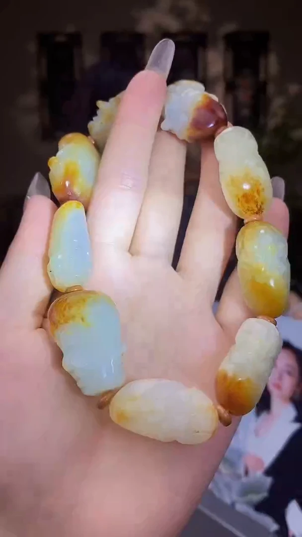 和田玉未镶嵌颈饰C218