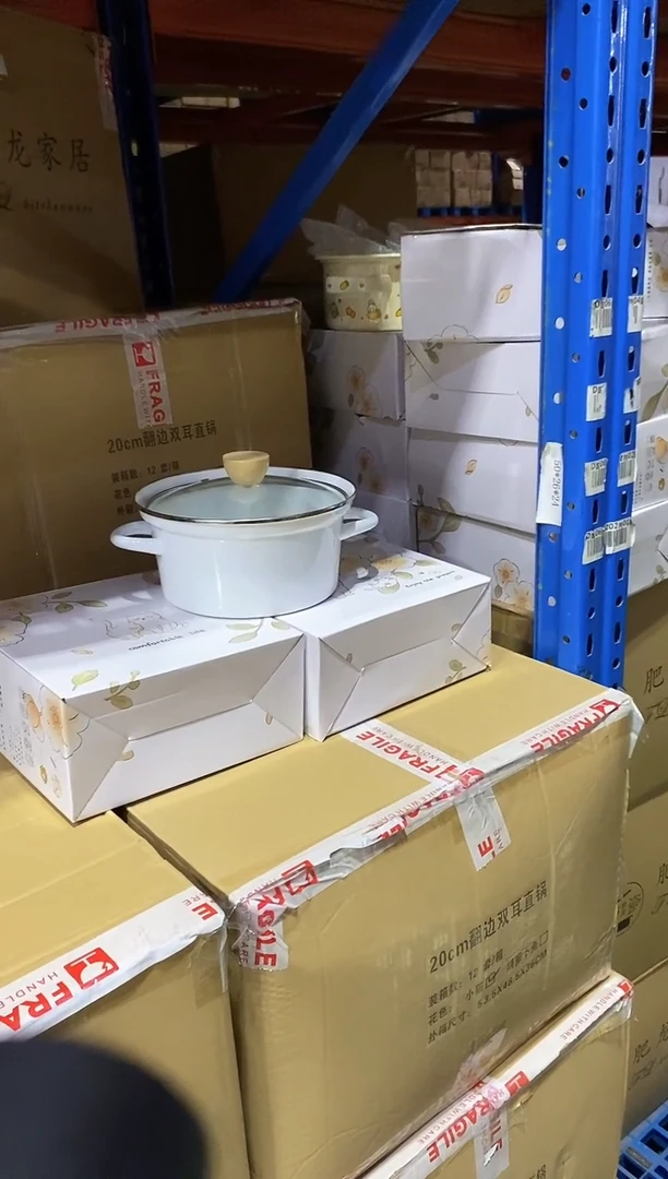 搪瓷单层白色22防溢汤锅