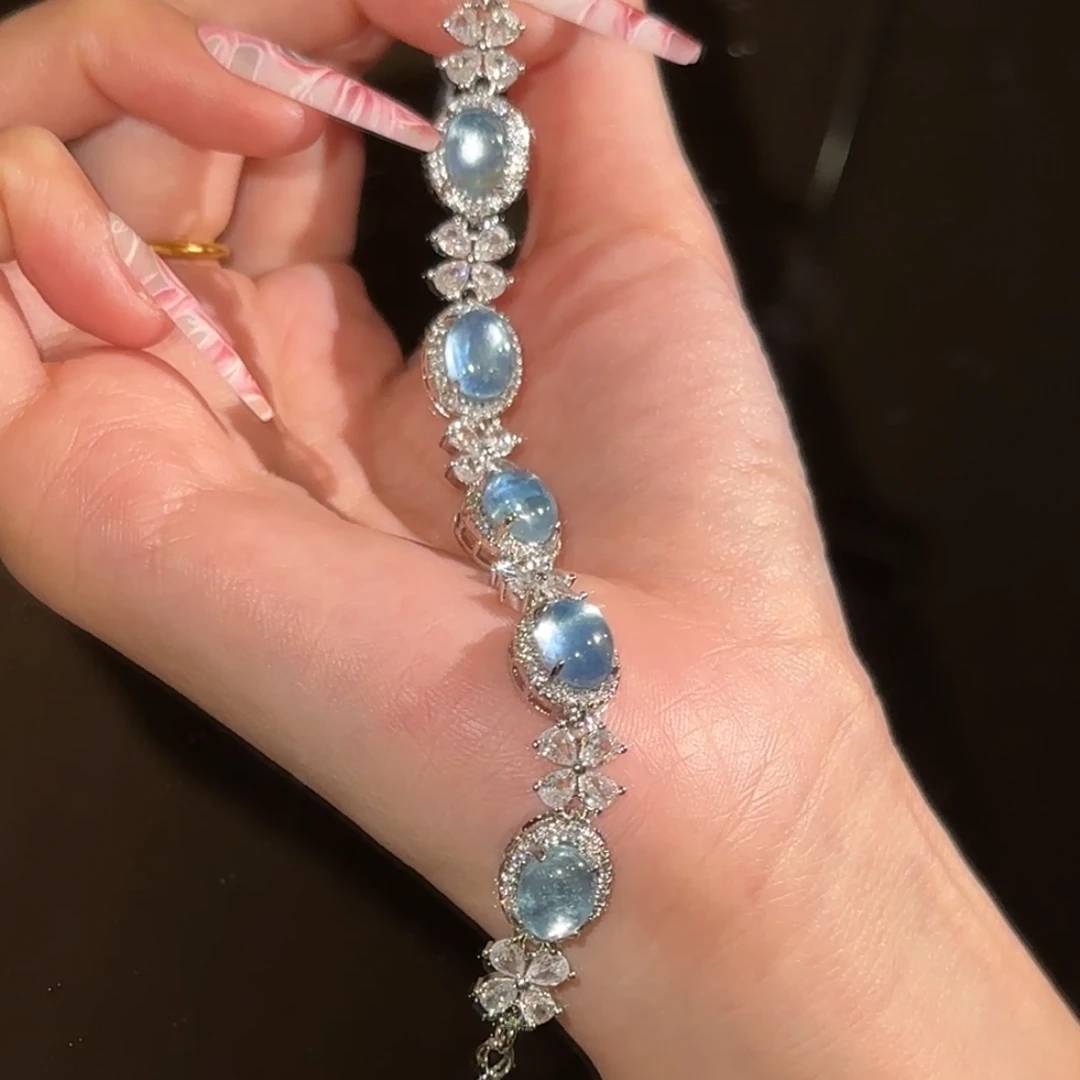 「蓝色大海的传说」海蓝宝蛋面手链