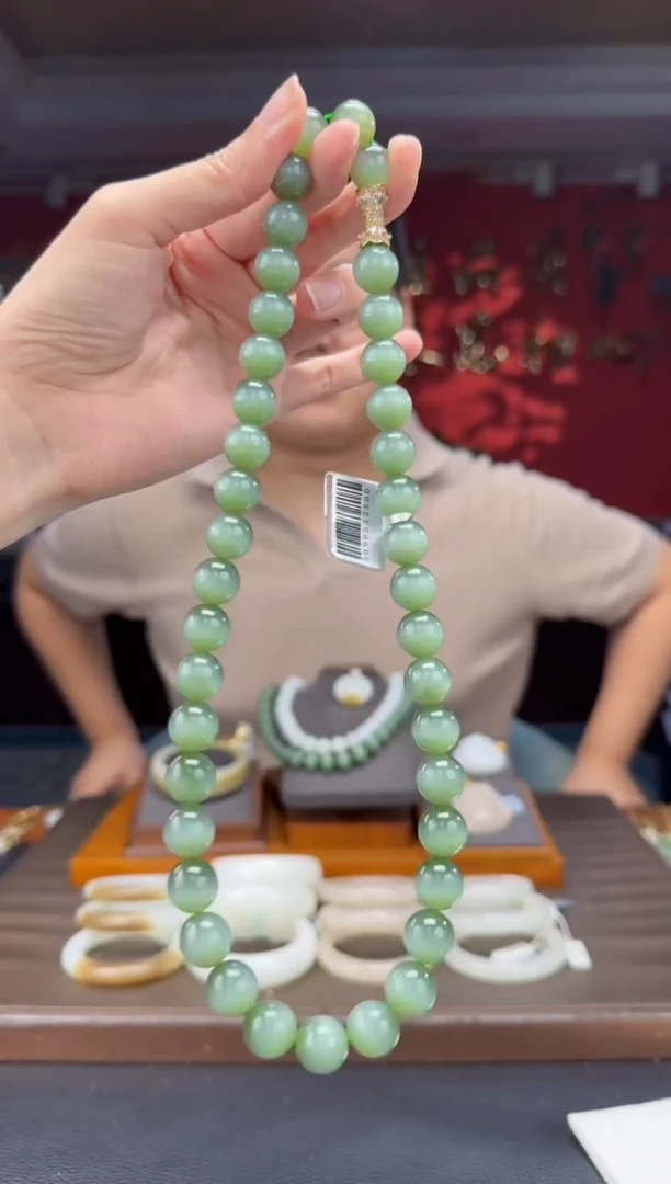 颈饰未镶嵌和田玉碧玉猫妈妈链卡12