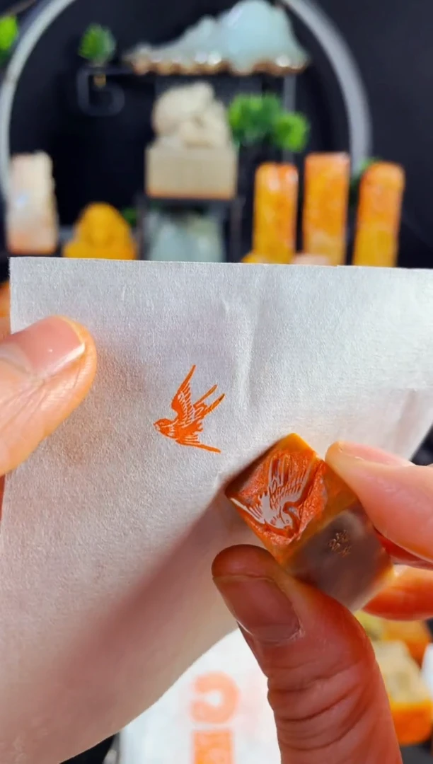 【闪购商品】巴林石印石手工篆刻《燕子》1.5