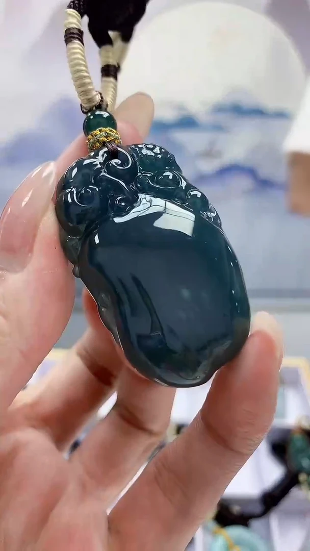 未镶嵌定制翡翠4898MM-毛货挂件91