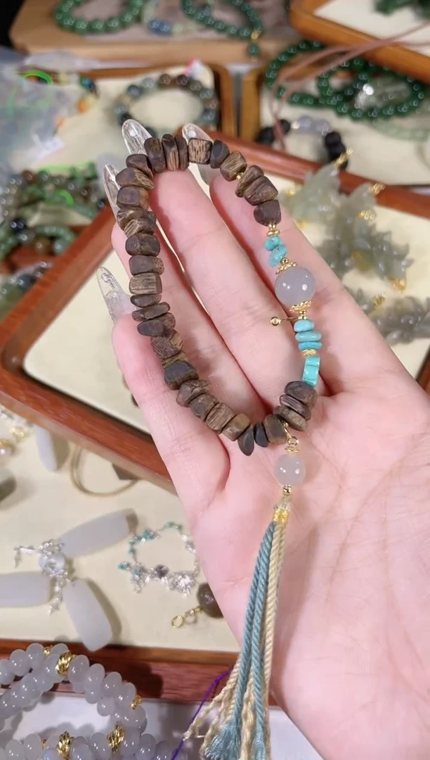 沉香手串多样性发货其一默认天然特征