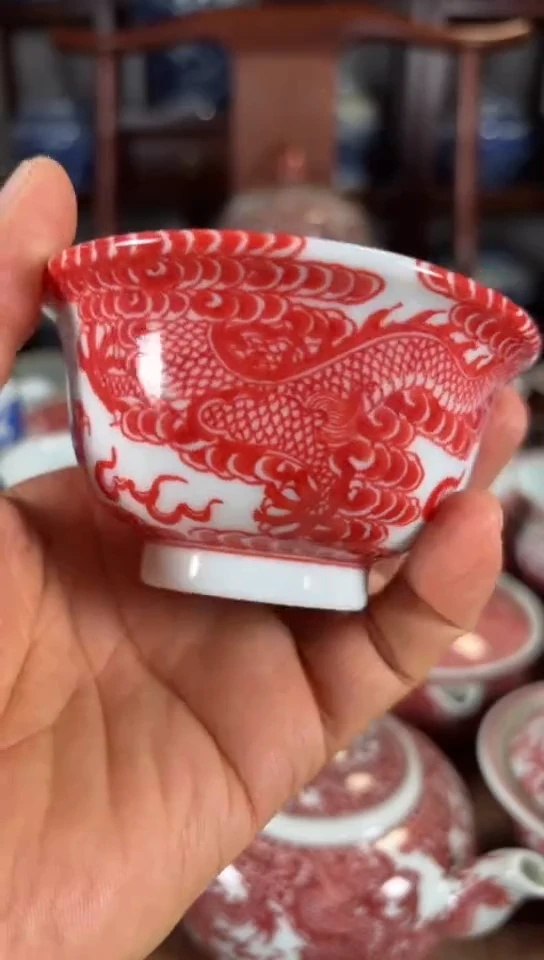 柴窑釉里红双龙戏珠杯杯