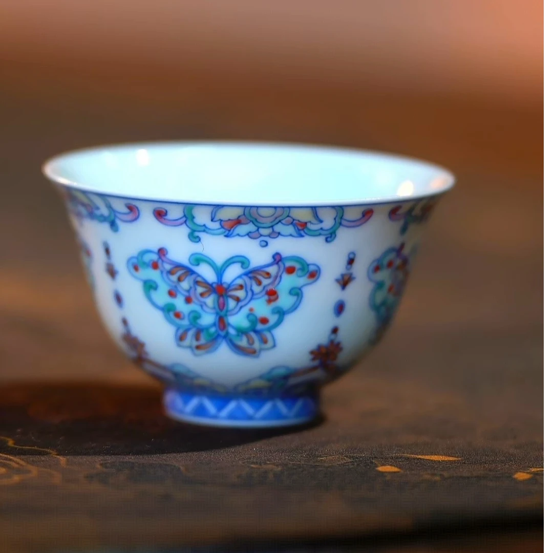 【熙呈堂】青花斗彩卷帘珠蝴蝶单杯