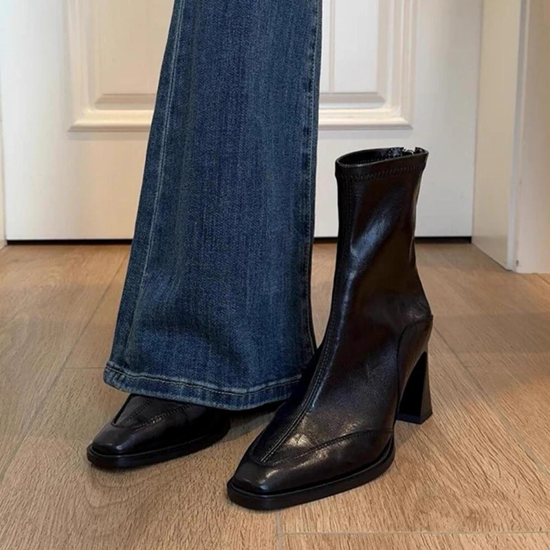 超软复古百搭弹力瘦瘦靴2025秋冬新款上班穿粗跟短靴女舒适马丁靴