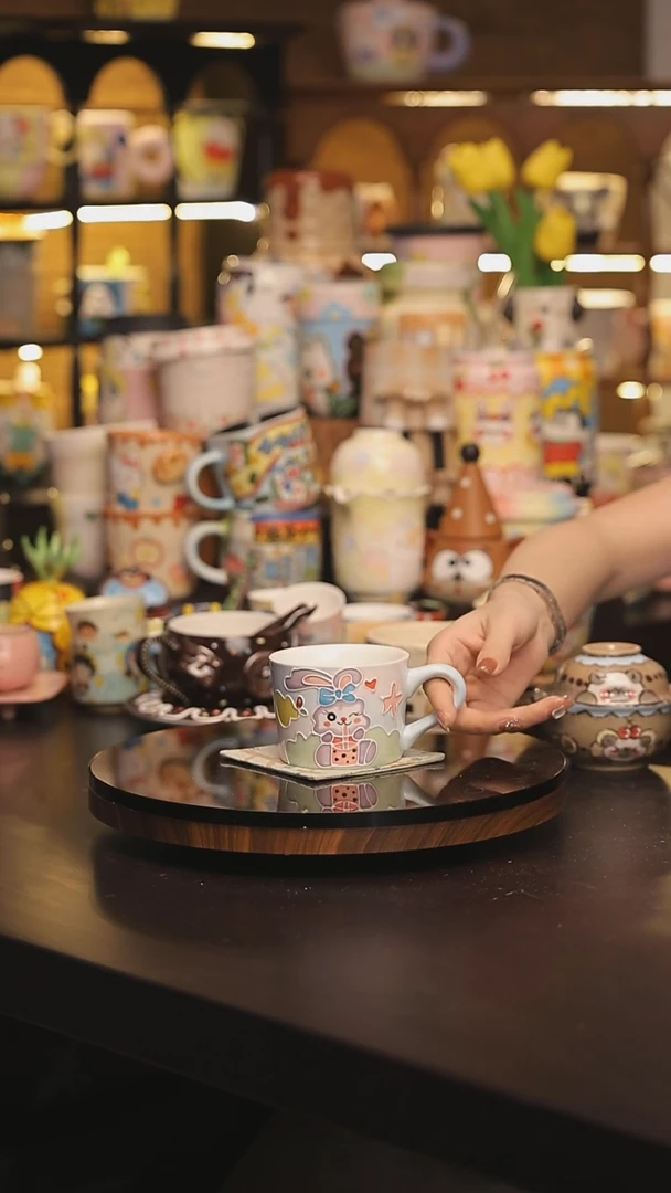 景德镇釉下彩绘设计师款式陶瓷