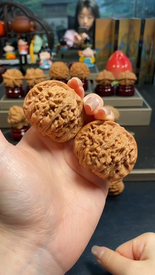文玩核桃把件K384四座楼45