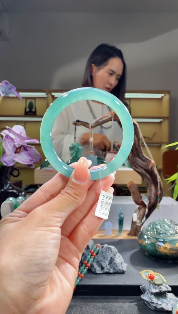 未镶嵌手镯翡翠56圈