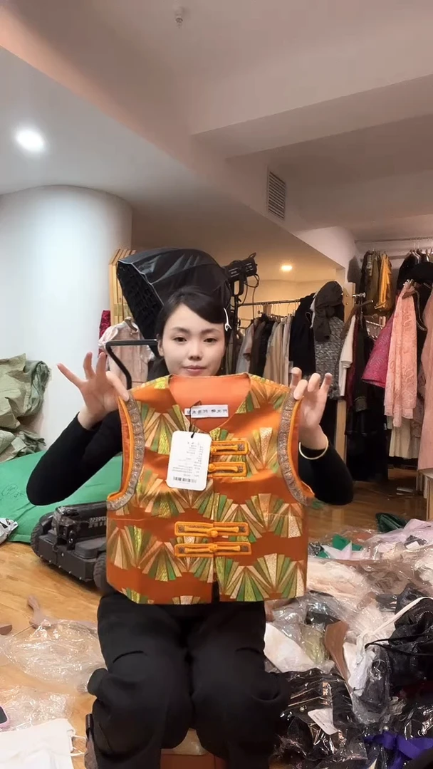 马甲 M码 90-110斤