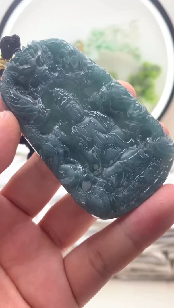 颈饰未镶嵌翡翠大势至