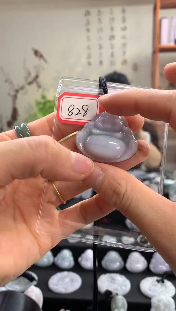 【闪购商品】翡翠颈饰未镶嵌佛公828