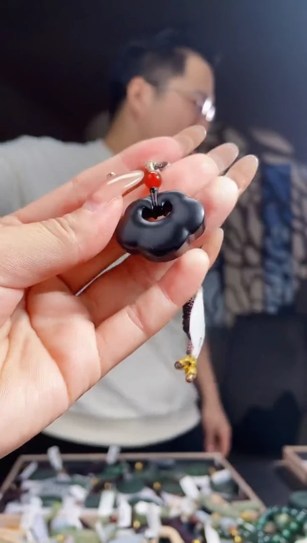 【闪购商品】和田玉颈饰未镶嵌拍一发一