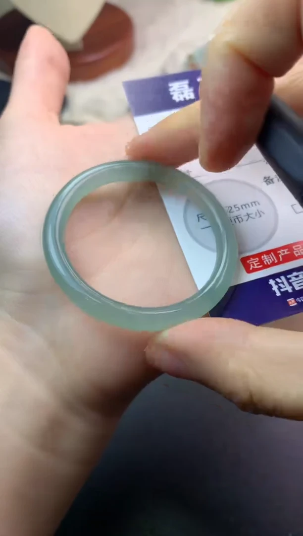 未镶嵌定制翡翠毛货