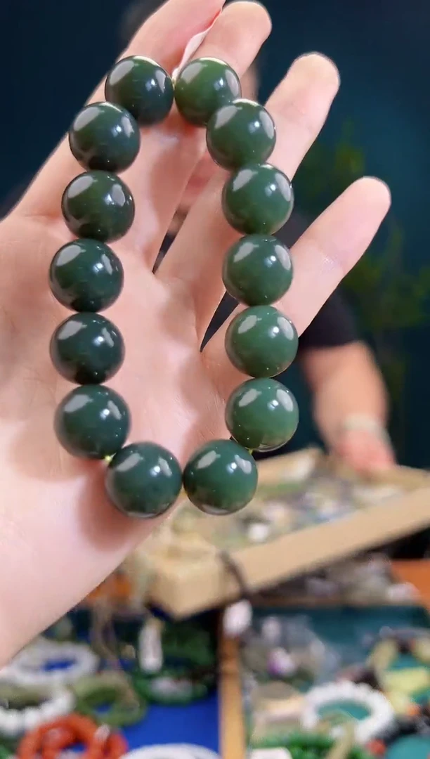 颈饰未镶嵌和田玉多样性发货 拍一单发一个