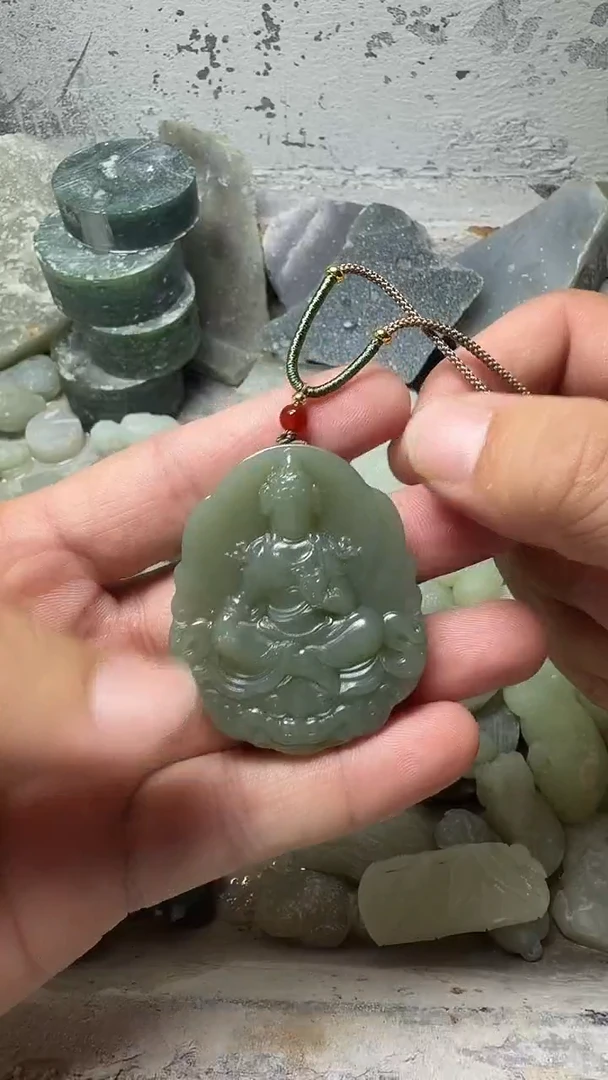 吊坠(不含链)未镶嵌和田玉湖水绿观音