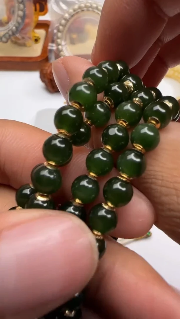 未镶嵌和田玉挂件和田玉