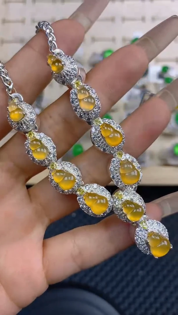 定制翡翠未镶嵌天然翡翠蛋面109