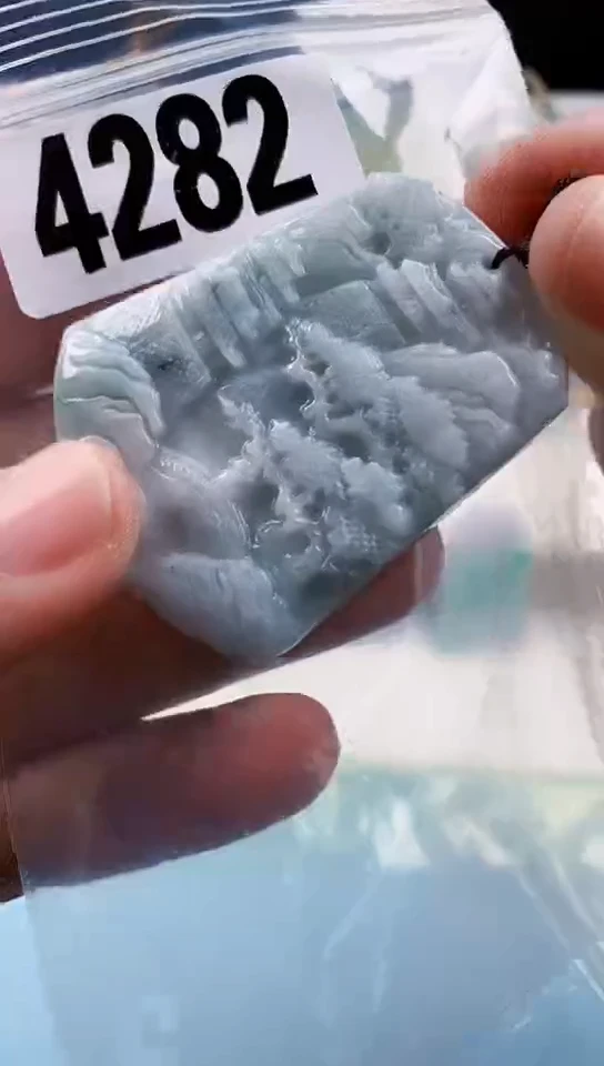 【闪购商品】翡翠颈饰未镶嵌天然翡翠吊坠挂件