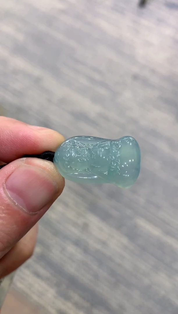 颈饰未镶嵌翡翠天然A货翡翠