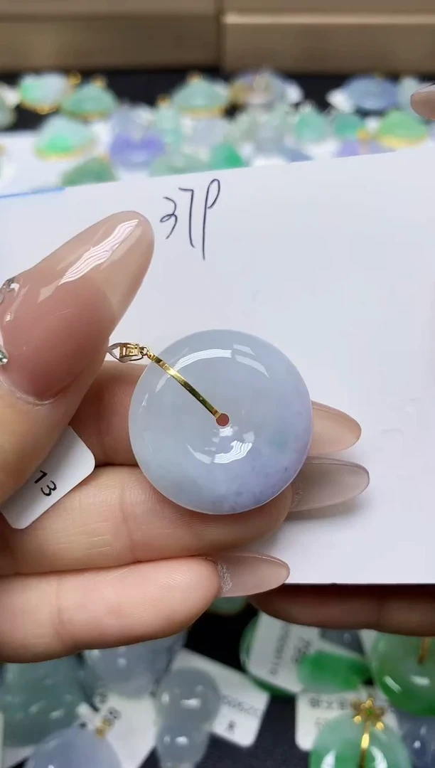 翡翠18K金镶嵌颈饰天然翡翠A货