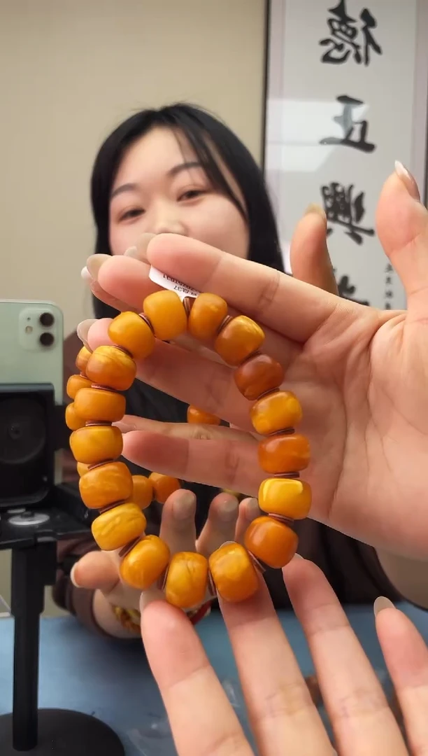 琥珀未镶嵌珠宝奇石T0假一罚十，多样性发一件