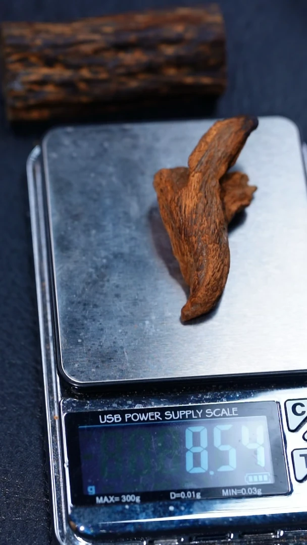 沉香沉香碎屑富森红土8.54