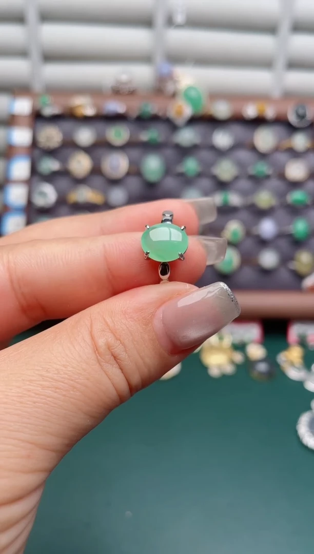 银S925镶嵌戒指翡翠.