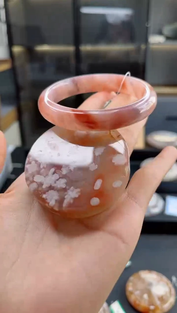 石英质玉手镯未镶嵌57圈口（赠送镯心）6189002