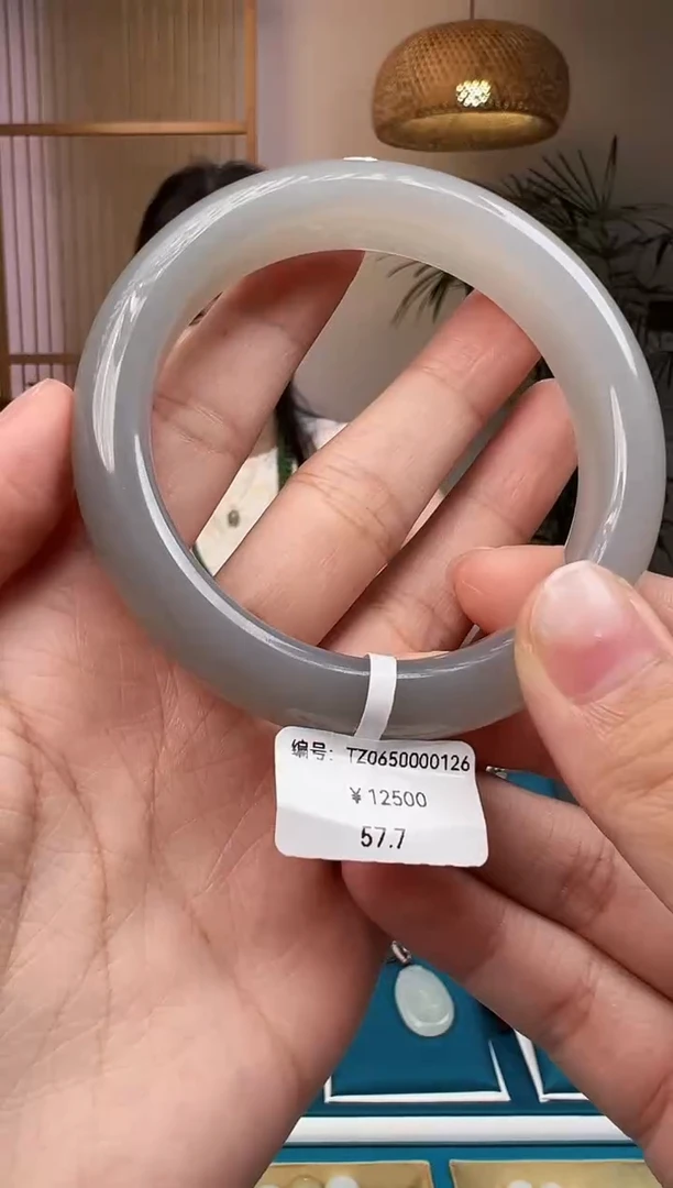 和田玉手镯未镶嵌57.7 TZ