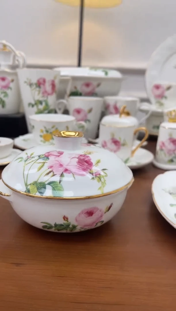 陶玫瑰新款带盖炖盅微瑕不退换