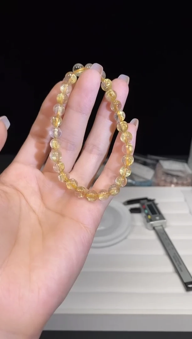 水晶手链未镶嵌多样性发其一；金发晶199