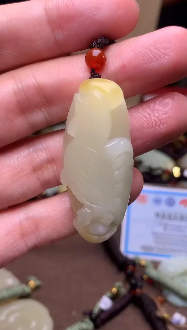 颈饰未镶嵌和田玉新疆料青海料清水和田玉吊坠