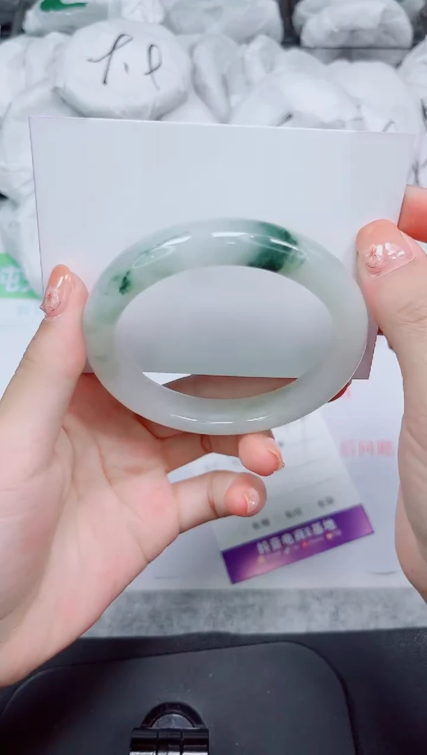 石英质玉手镯未镶嵌265-58