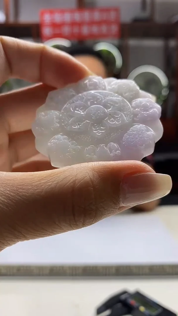 翡翠未镶嵌颈饰翡翠A货2025/6/04