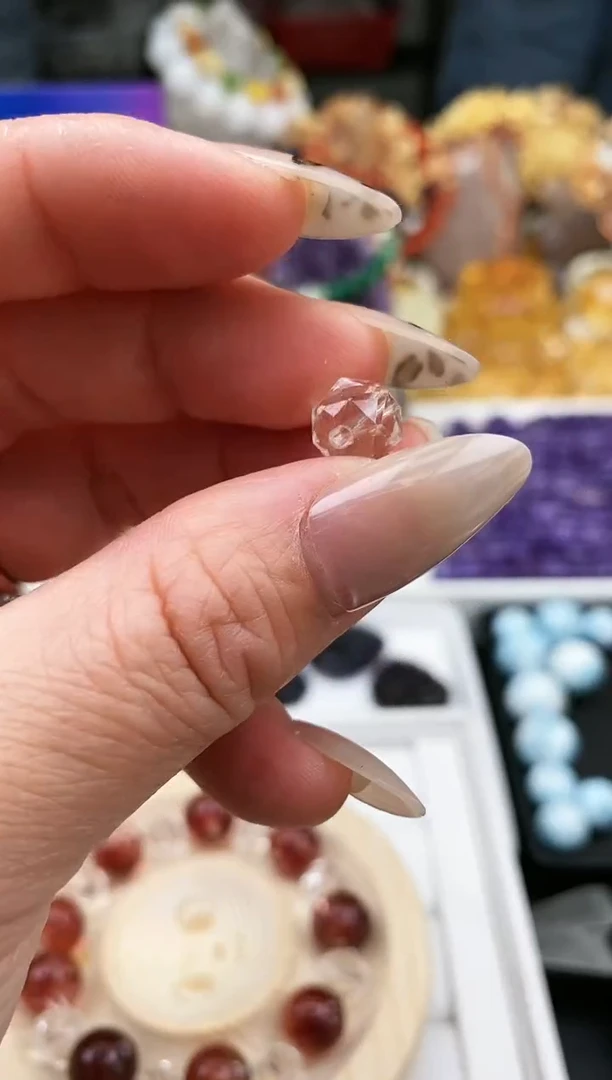 【闪购商品】水晶吊坠(不含链)未镶嵌 887a多样性发其一/2.3/2个