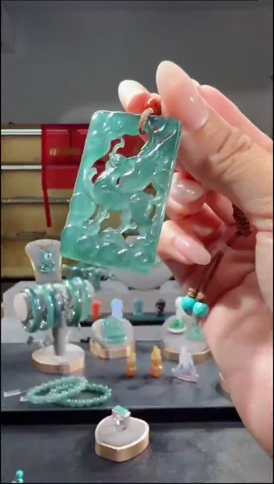 吊坠(不含链)未镶嵌翡翠貔貅