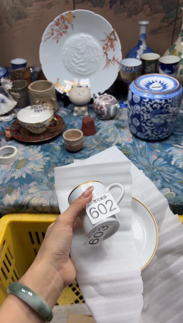 手工艺品琉璃汜**?502