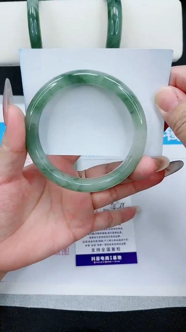 【闪购商品】石英质玉手镯未镶嵌208号/64-65圈