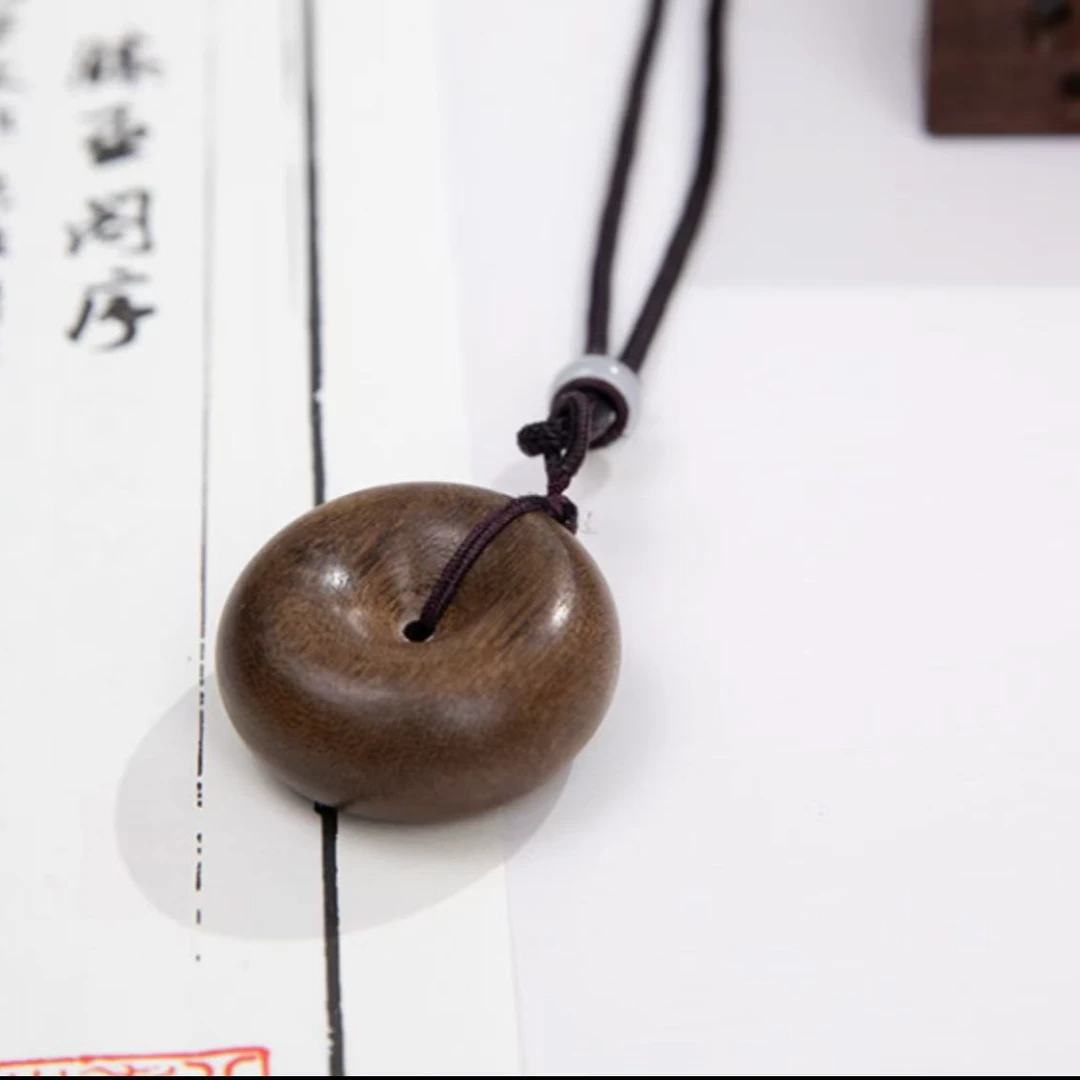 【婷姐珠宝】海南莺歌绿平安扣3.5*1.5m   ESCX117