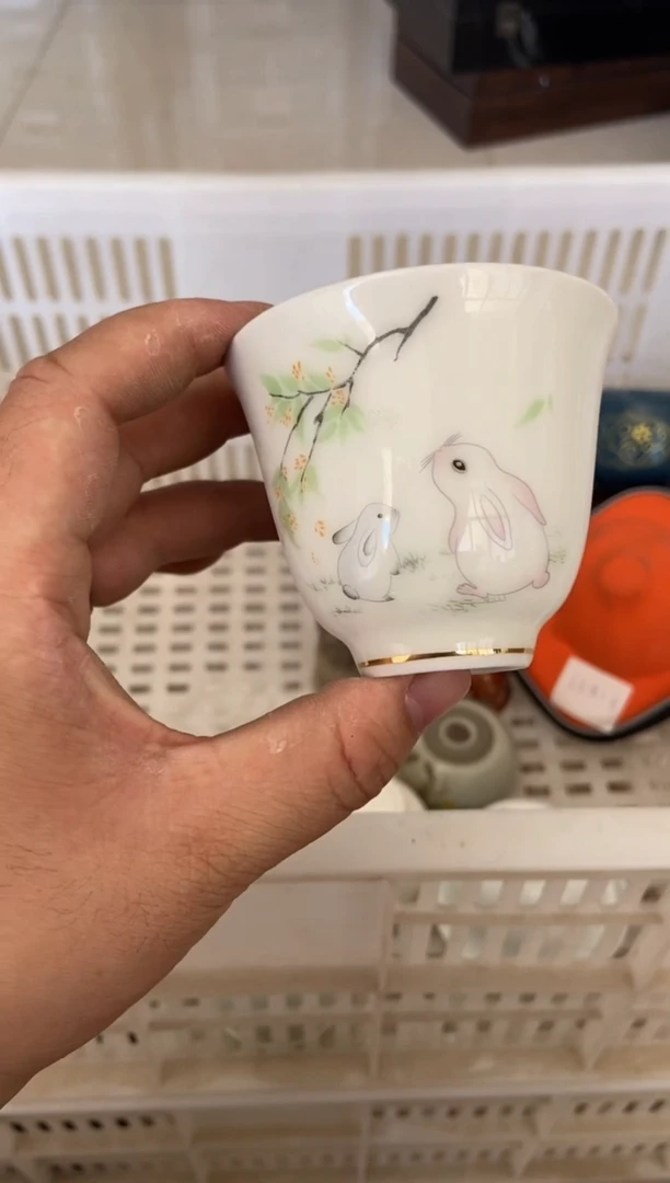 杯无运费险有瑕疵的摄影的产品有使用过的痕迹有点脏介意勿拍