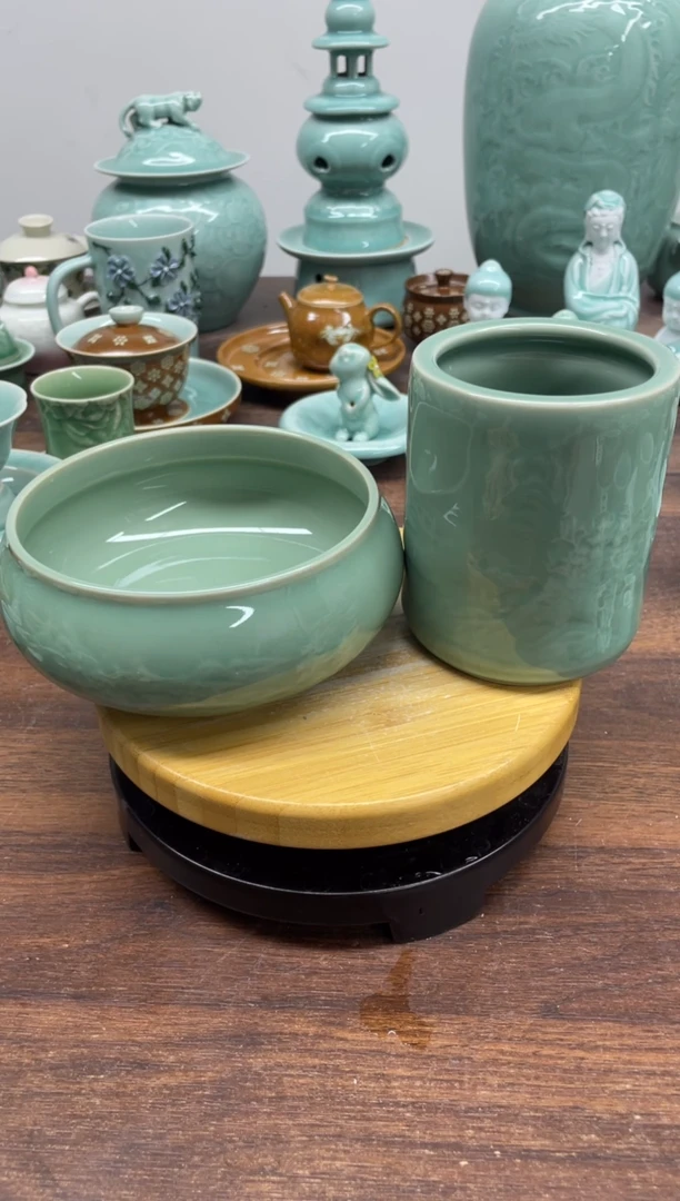 特价青瓷 慧语瓷坊 水洗.笔筒