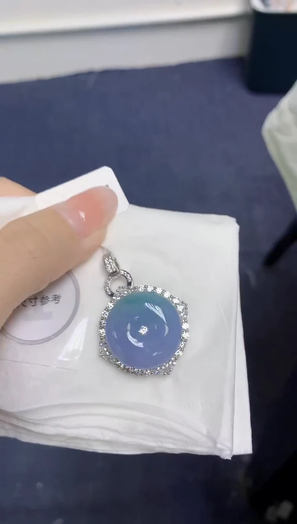 颈饰未镶嵌翡翠天然缅甸翡翠A货多样性发一件