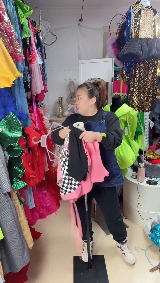 逗*飞881     160     38