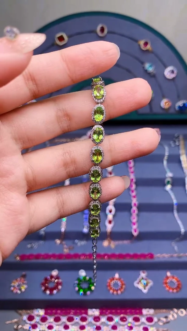 【闪购商品】橄榄石手链银S925镶嵌1452