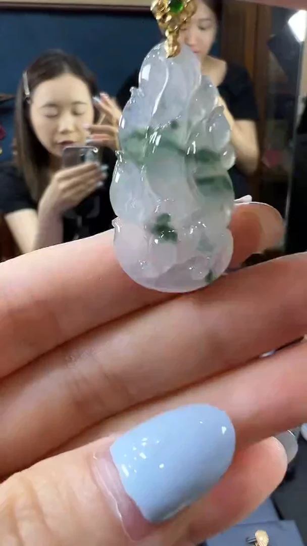 翡翠18K金镶嵌吊坠(不含链)狐狸