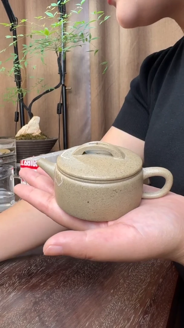 汉瓦壶-半手工制作-宝山降坡泥130CC“微瑕慎拍，不退不换”
